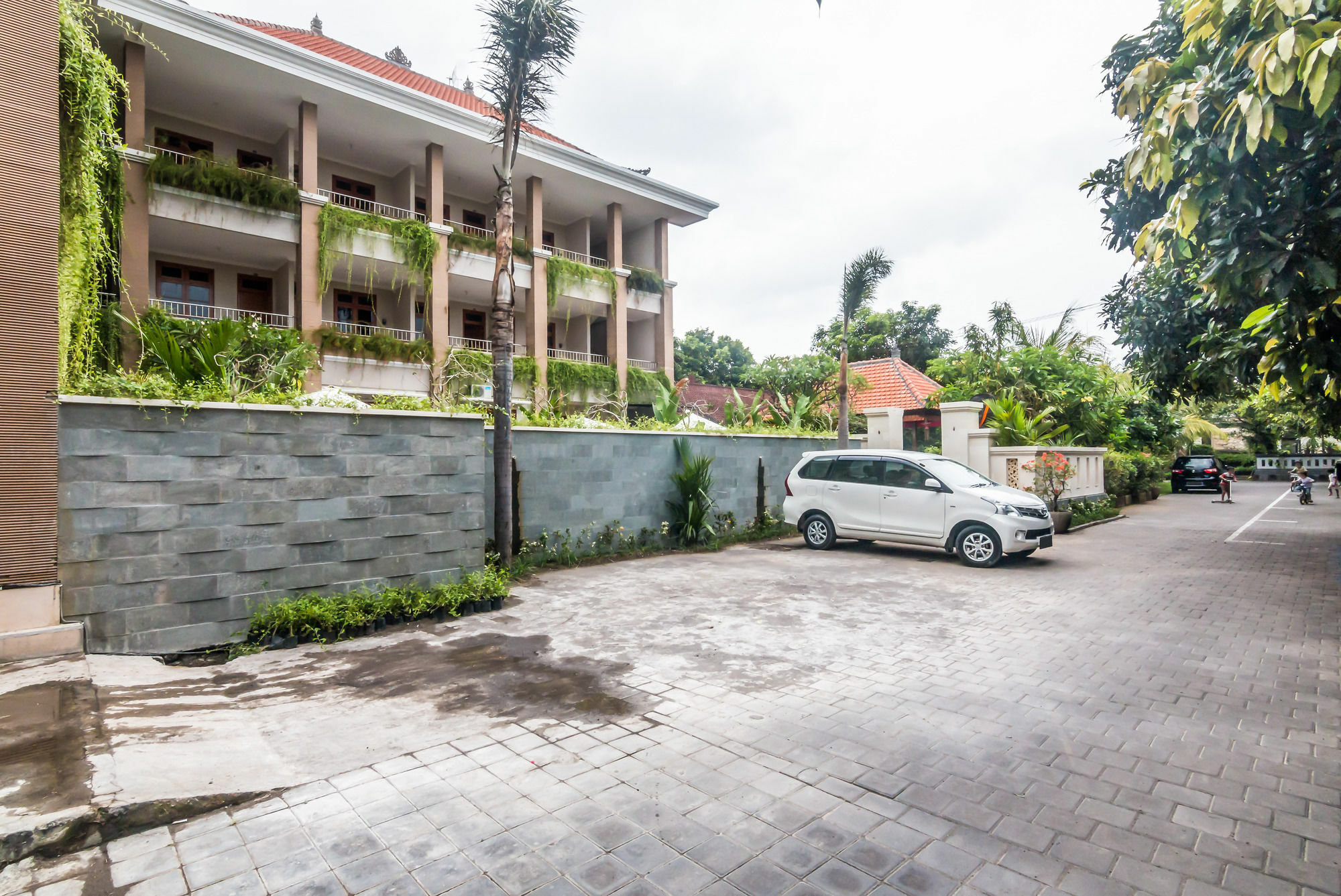 Zen Rooms Basic Kuta Kubu Anyar ภายนอก รูปภาพ